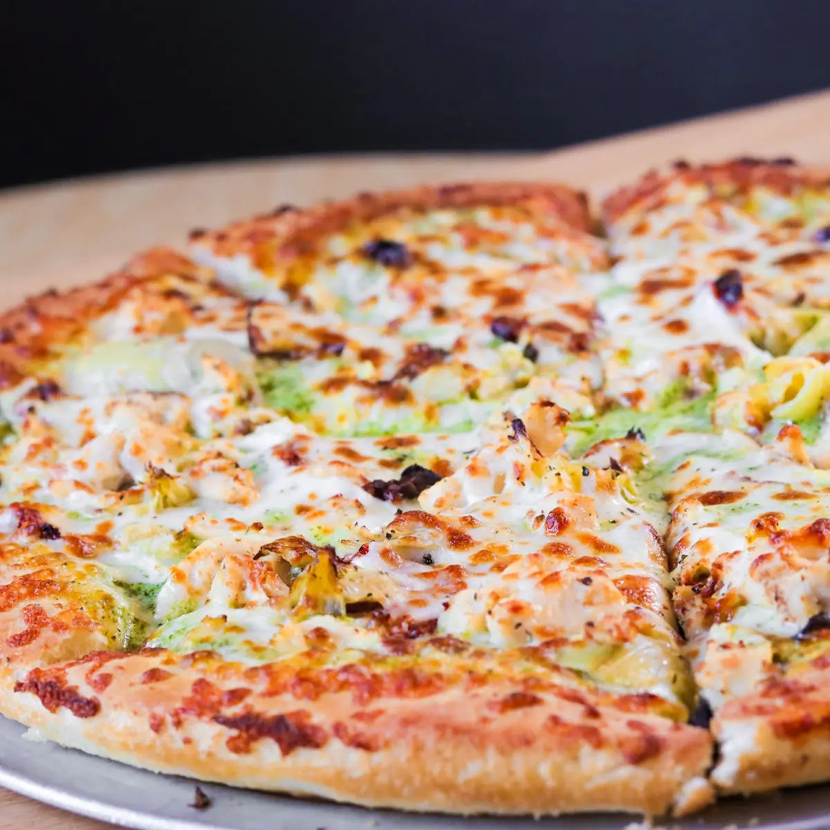 Garlic Chicken Pizza