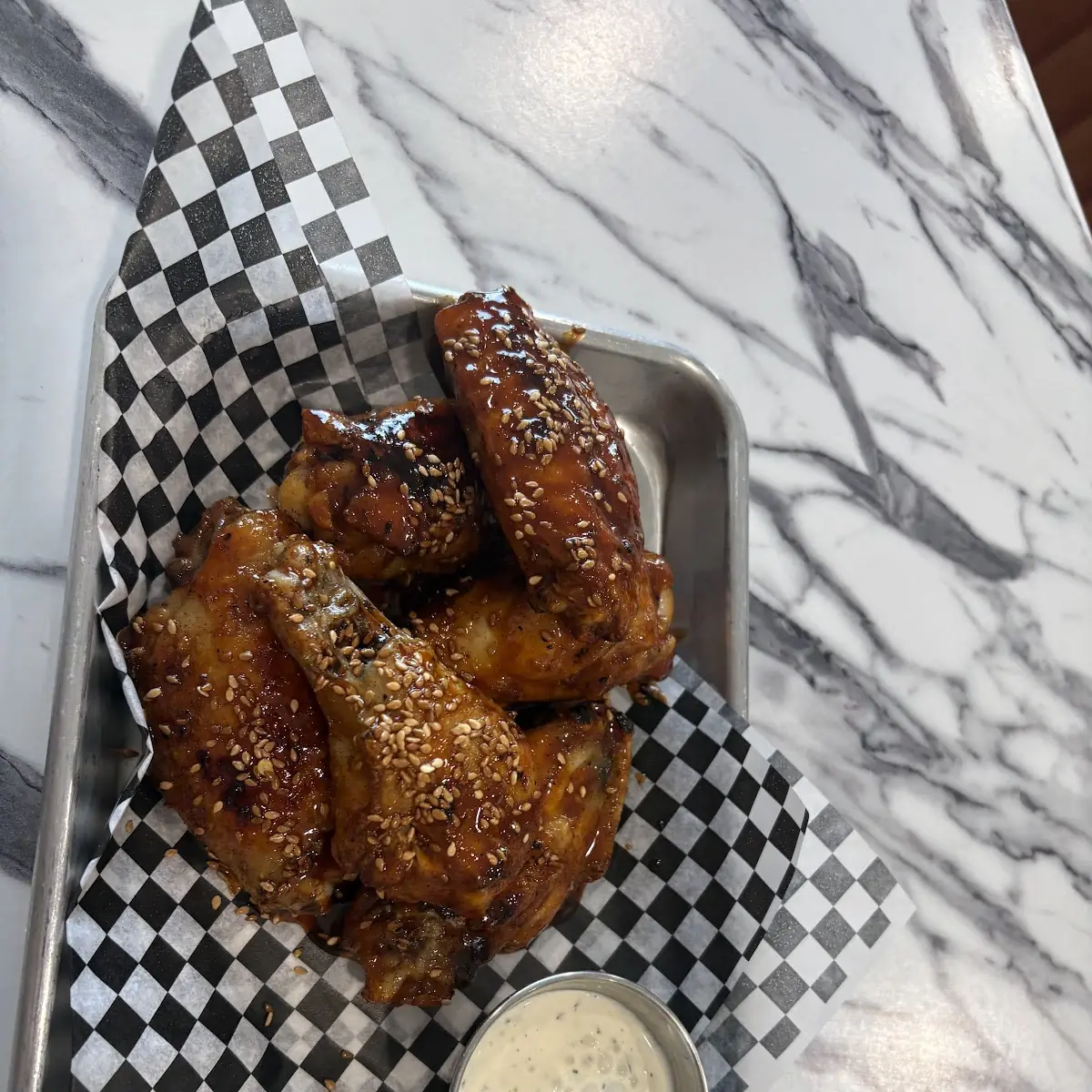 Sesame Chicken Wings with Dipping Sauce