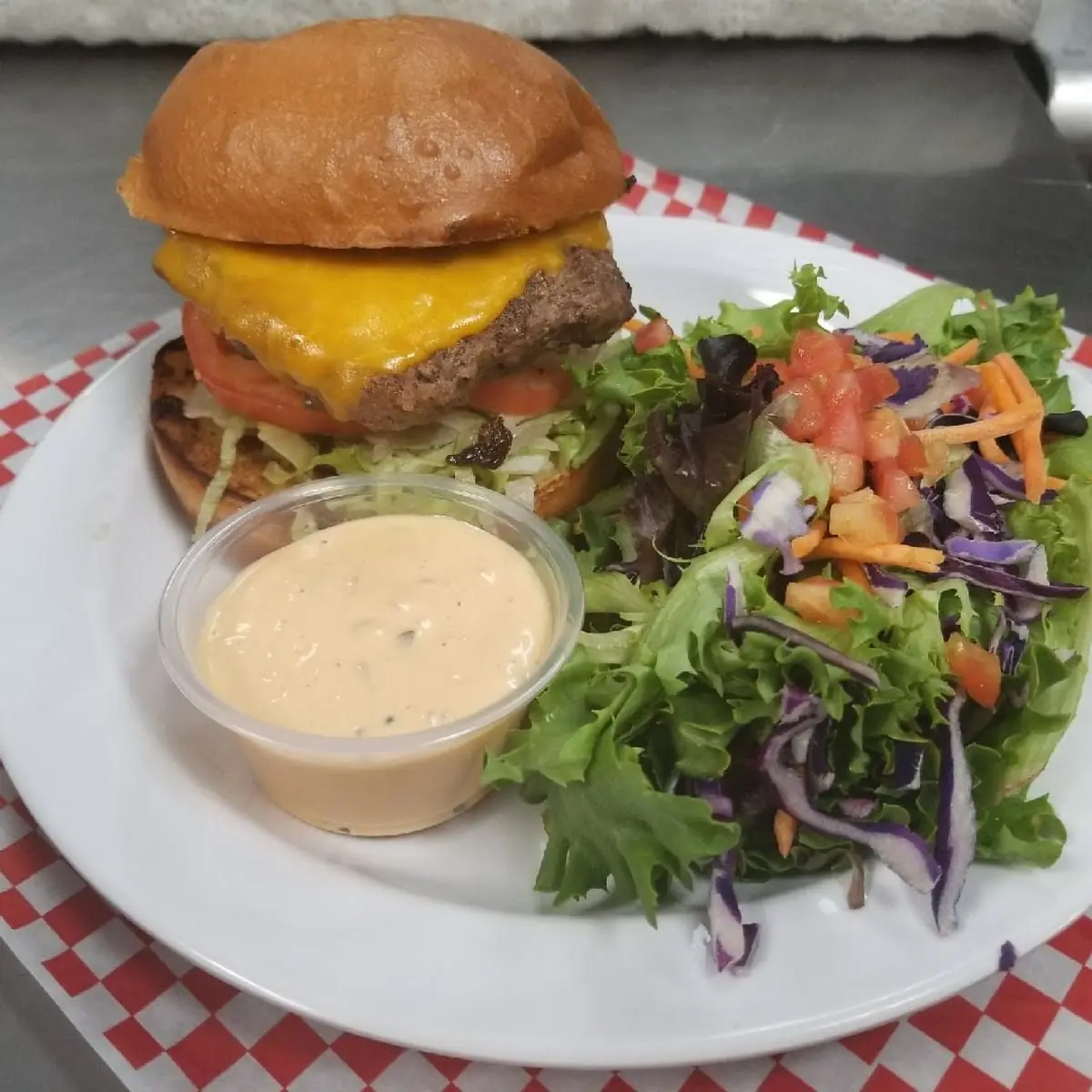 Cheeseburger with Side Salad