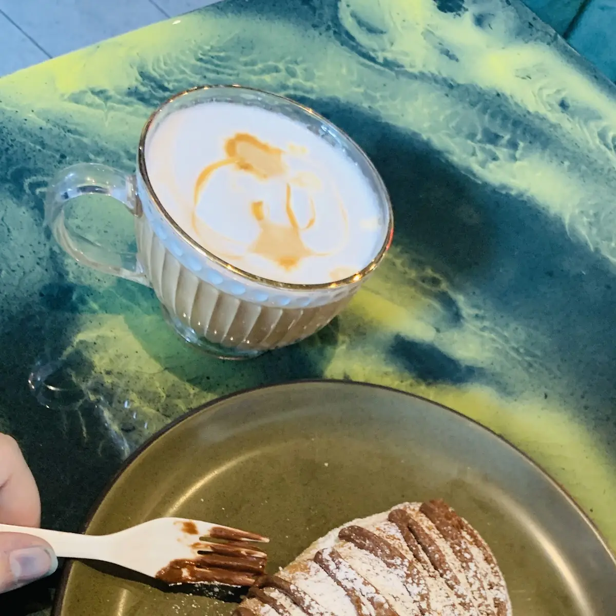 Nutella Croissant