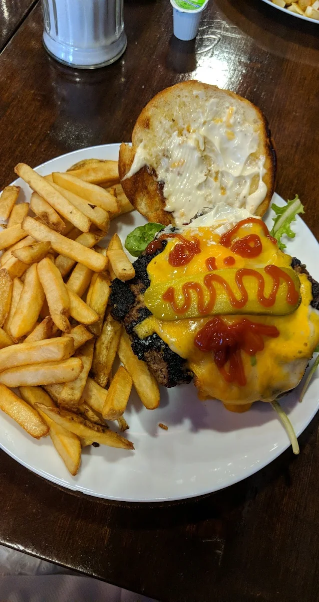 Big Burger, Knight Street Cafe