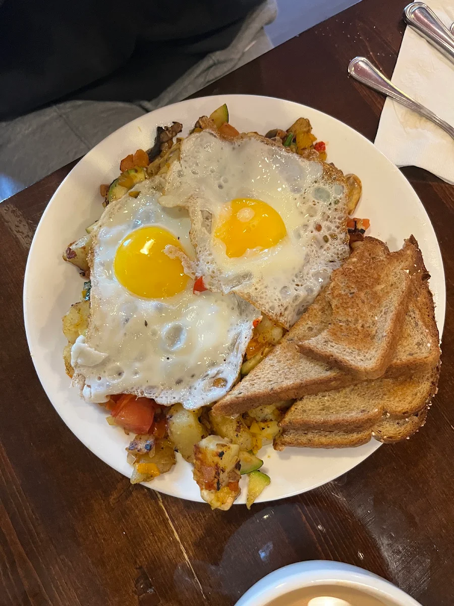 Eggs Dundas, Knight Street Cafe