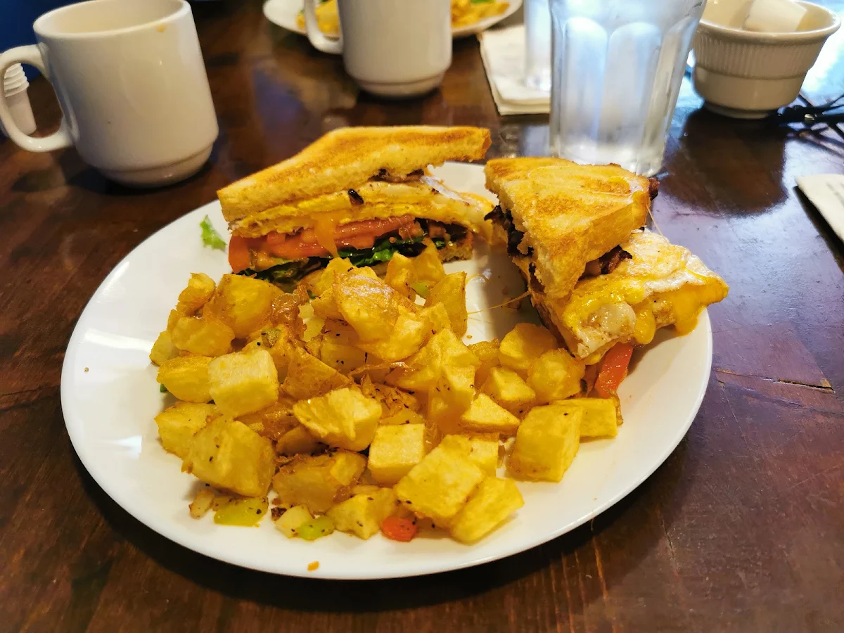 Knight Street Sandwich and House Fries, Knight Street Cafe