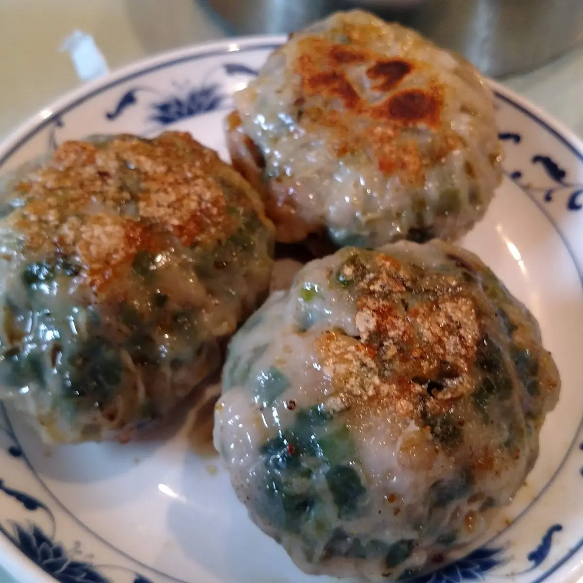 Pan-Fried Chives Dumpling