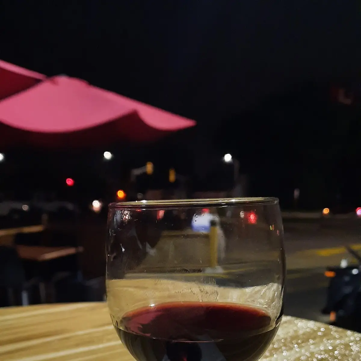 Vino, Clancy's Restaurant and Bar