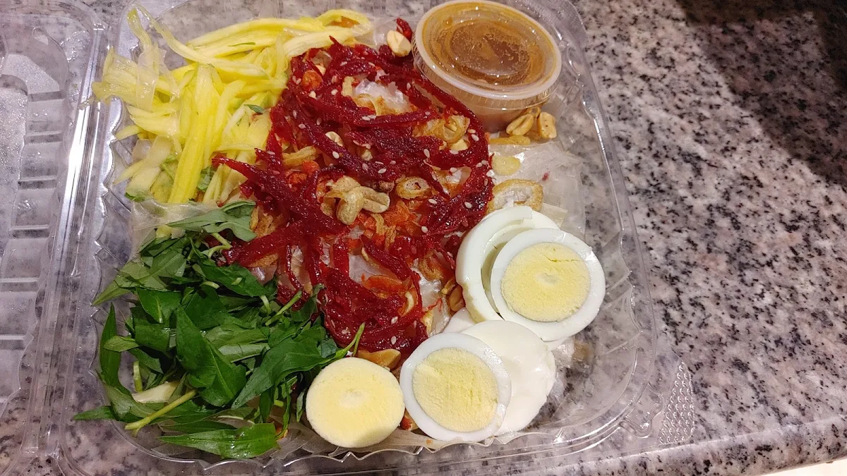 Banh Trang Tron