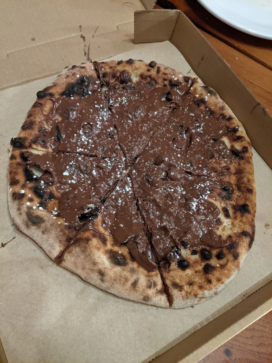 Nutella Pizza