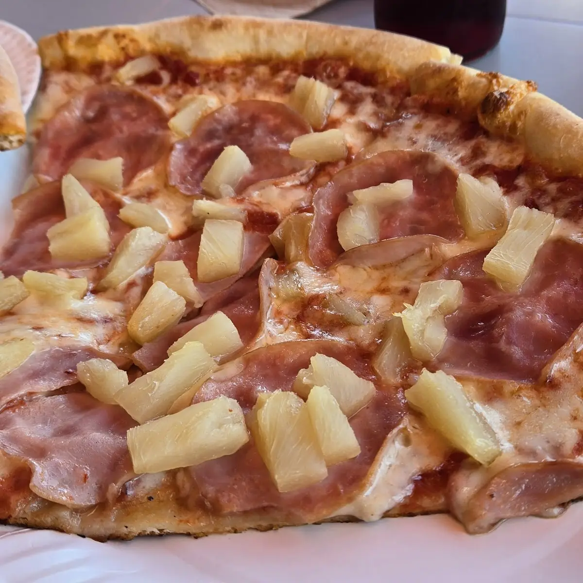 Hawaiian Pizza