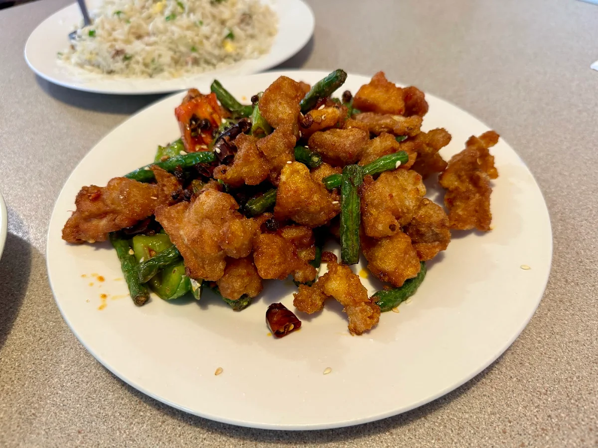 Highlights, Beijing House Restaurant (Relocated as Dumpling Inn Restaurant)