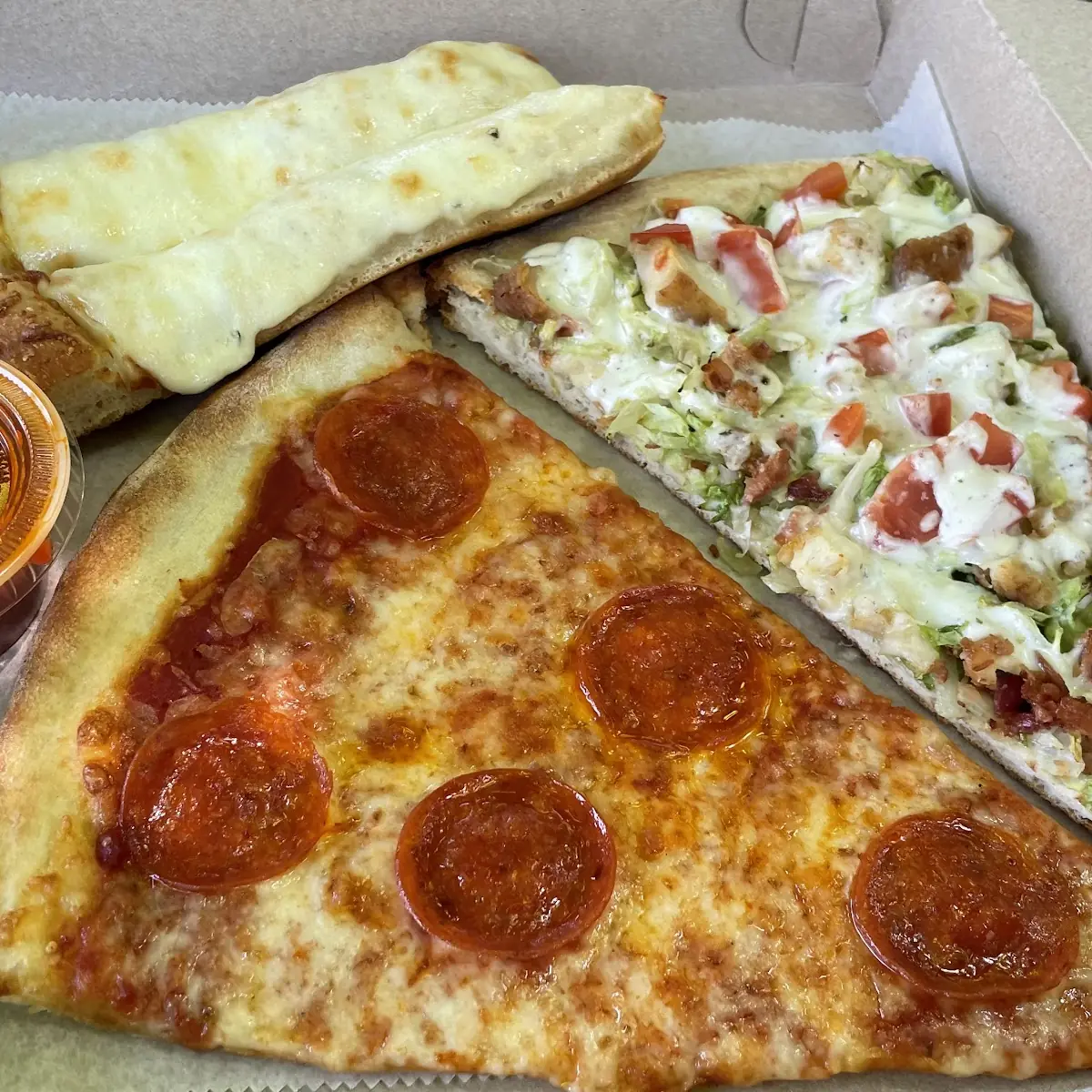 blt Pizza & Pepperoni Pizza