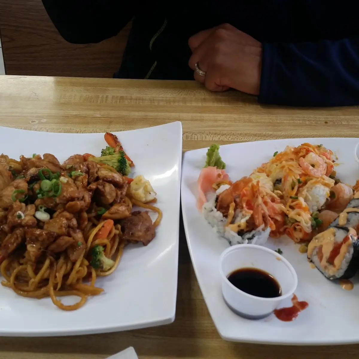 Spicy Salmon Roll