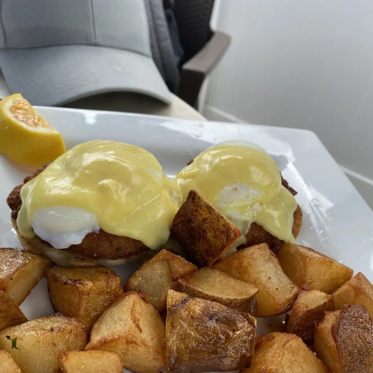 Crab Benedict