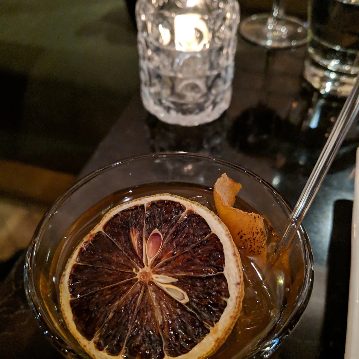 Cocktails, Lee