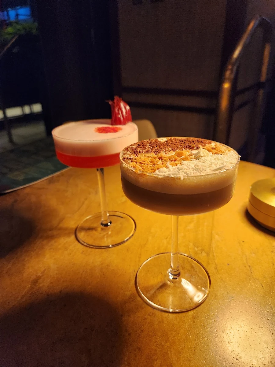 Espresso Martini, Lee