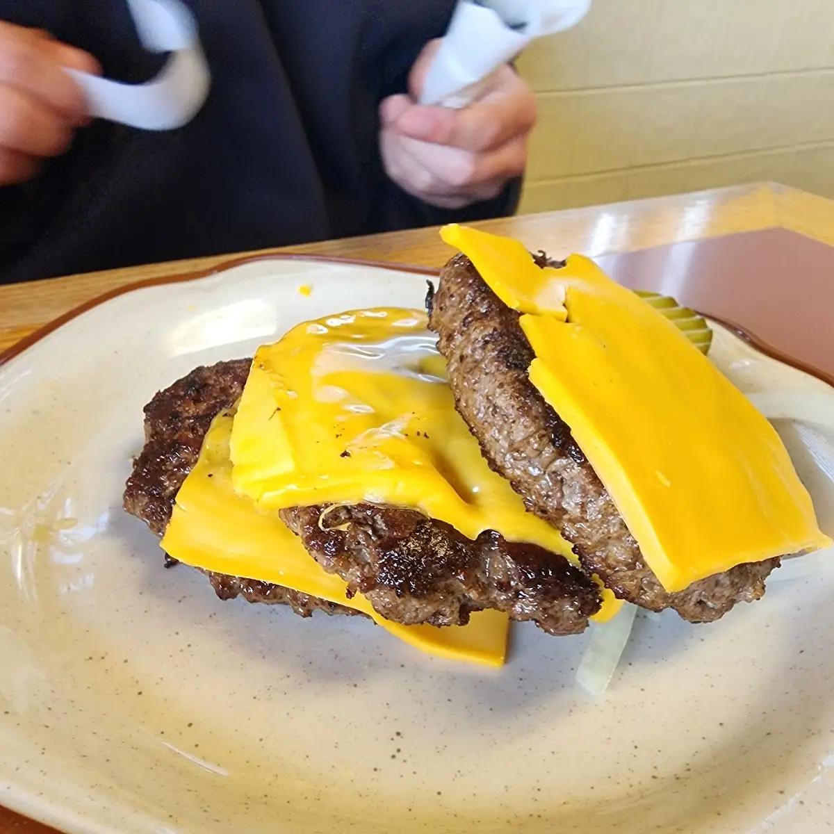 Triple Cheeseburger