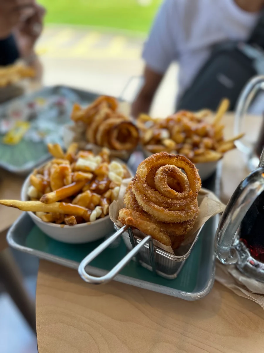 Poutine, A&W Canada