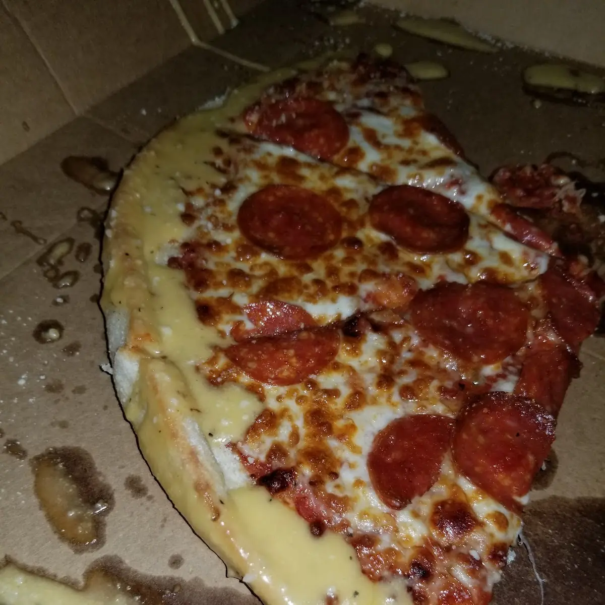 Pepperoni Pizza Garlic Sauce