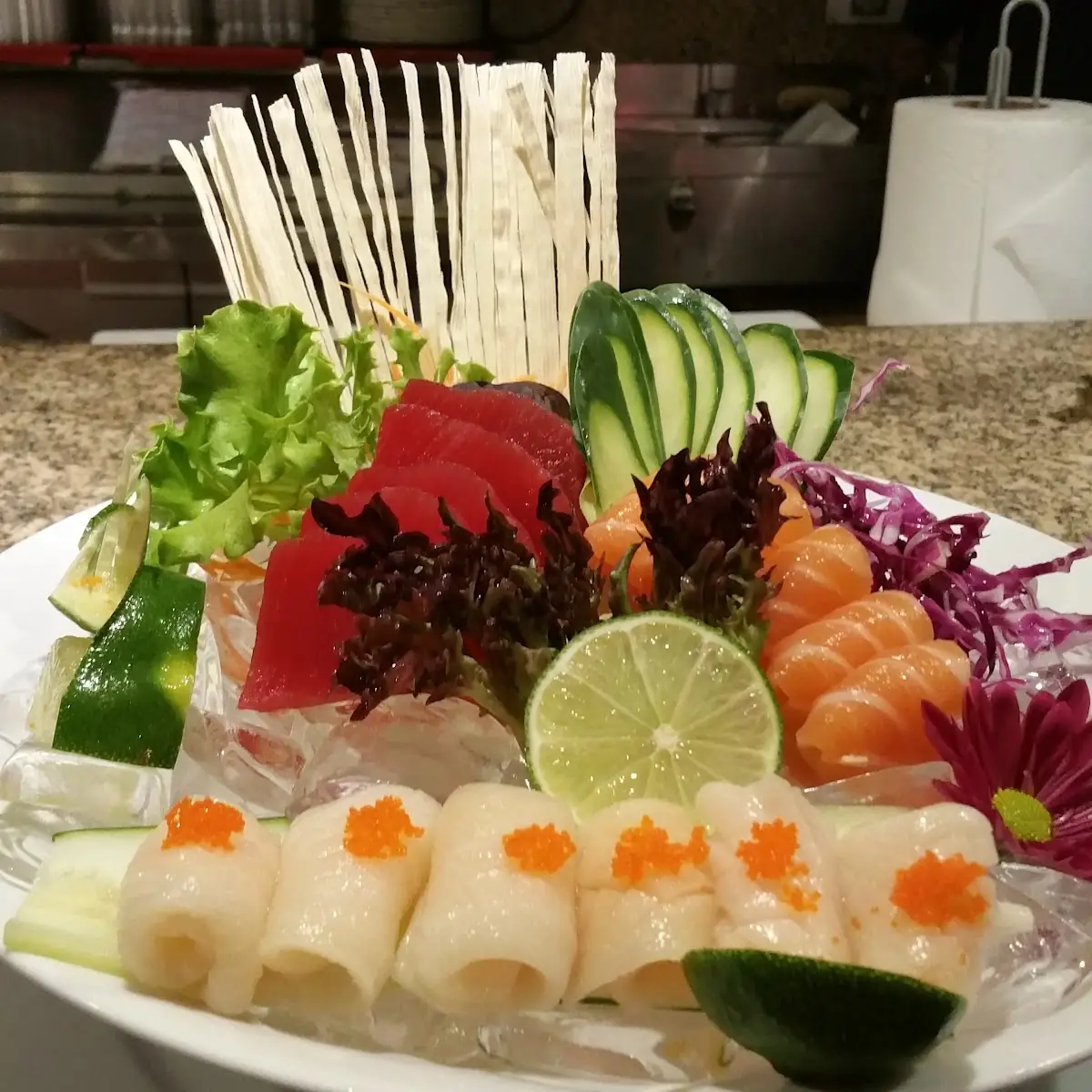 Sashimi Deluxe 15 pcs