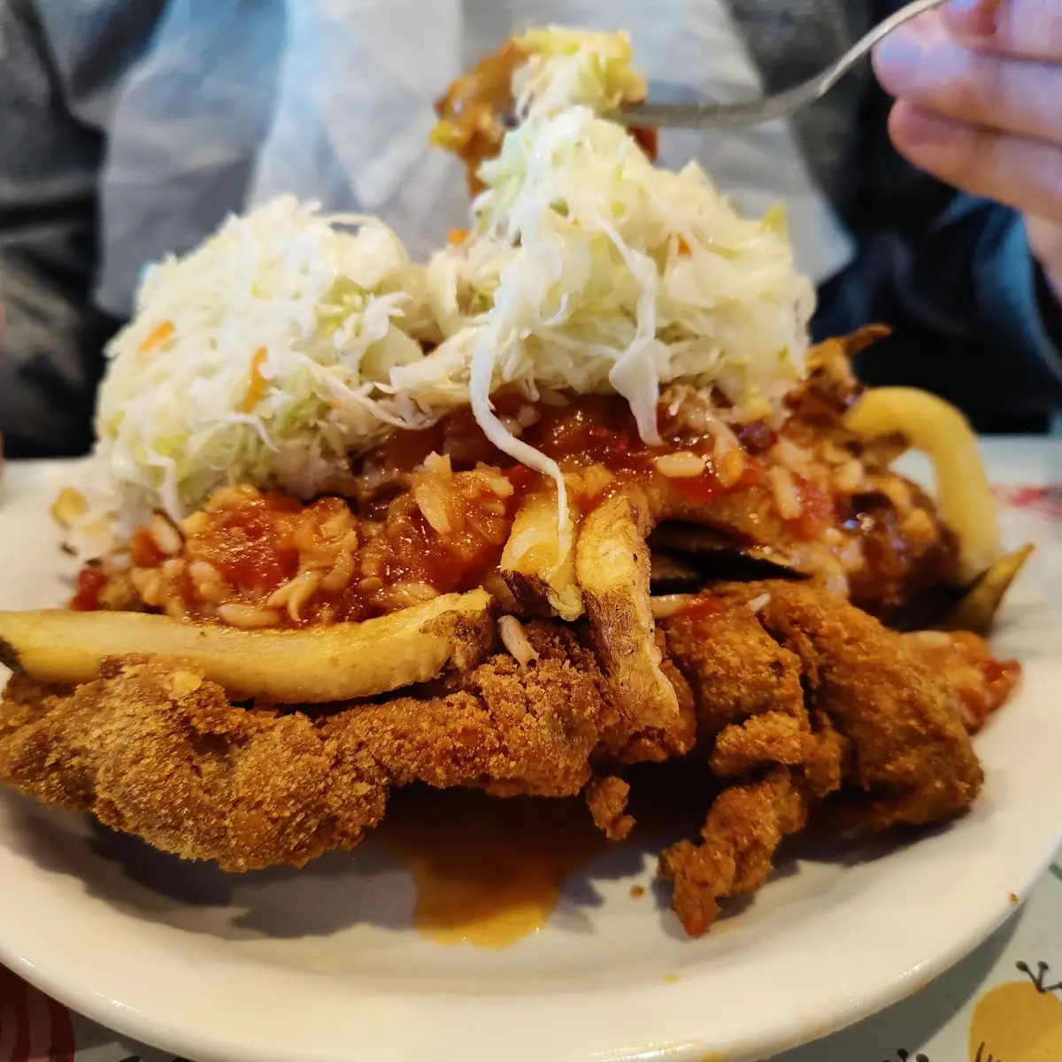 Regular Breaded Chicken Dinner w Crispy Cole Slaw AMD Hot Sauce