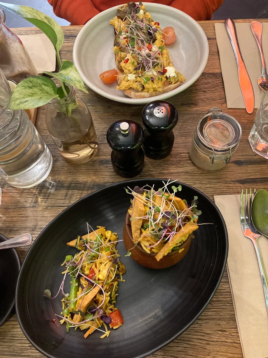 Chili Scramble, Elektra - Himalayan Alchemy House
