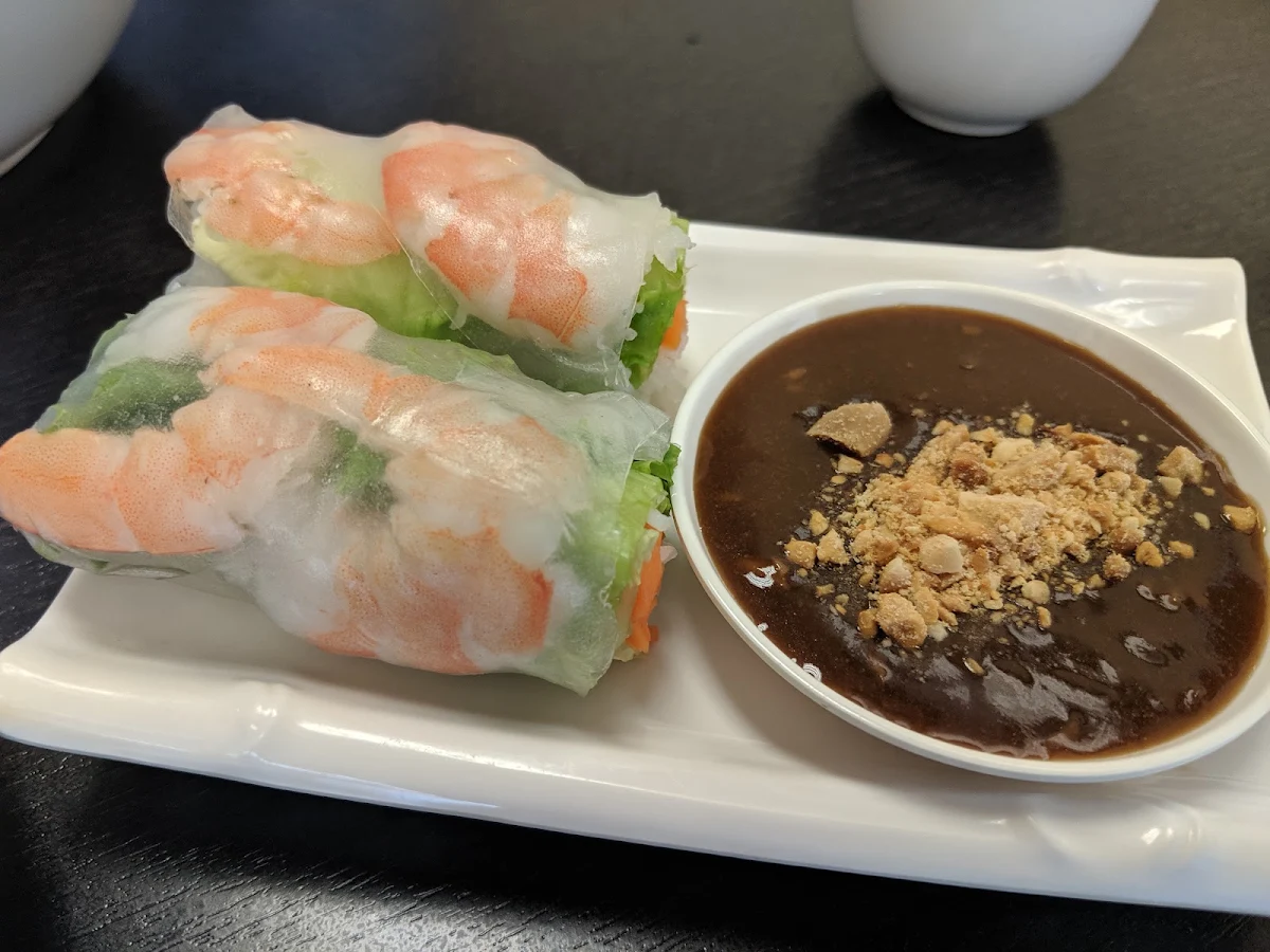 Fresh Shrimp Rolls