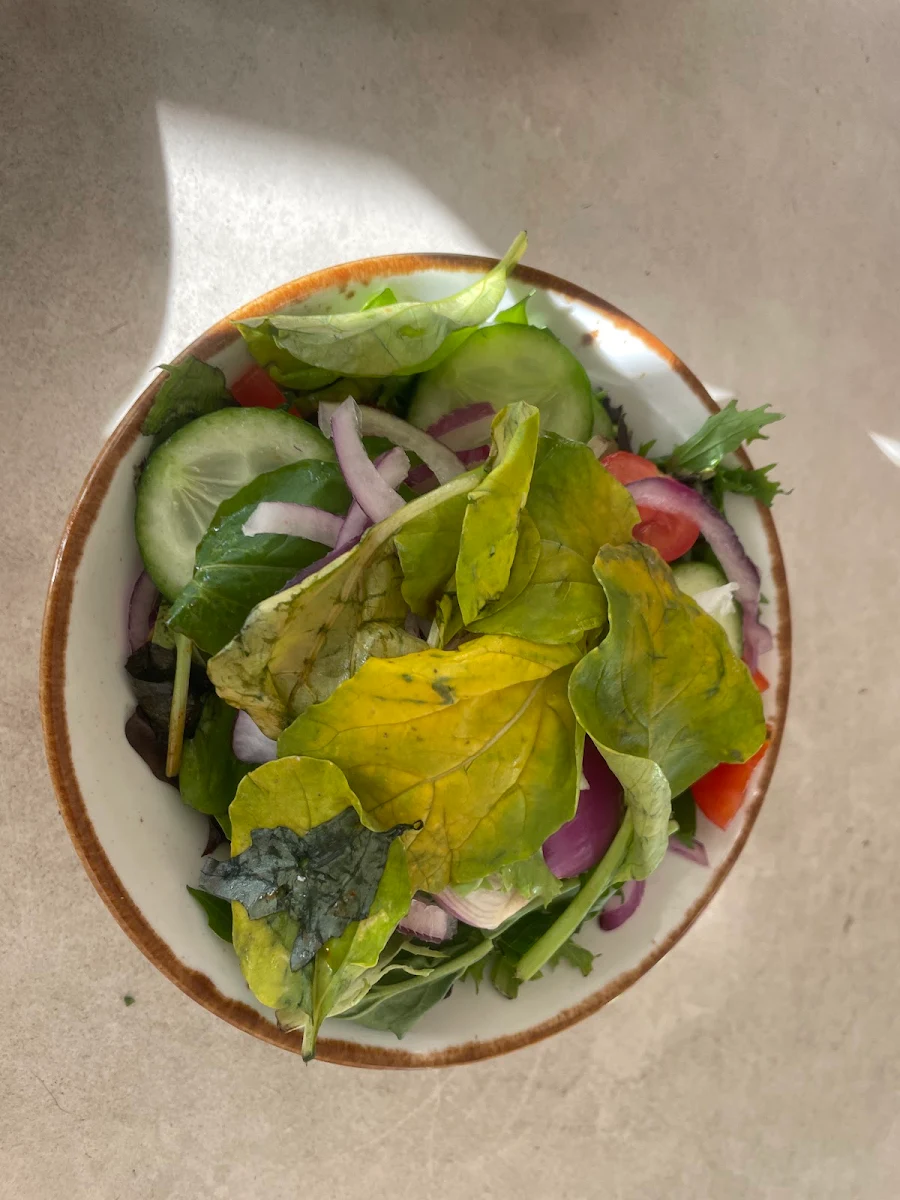 Highlights, Zambeekas Restaurant