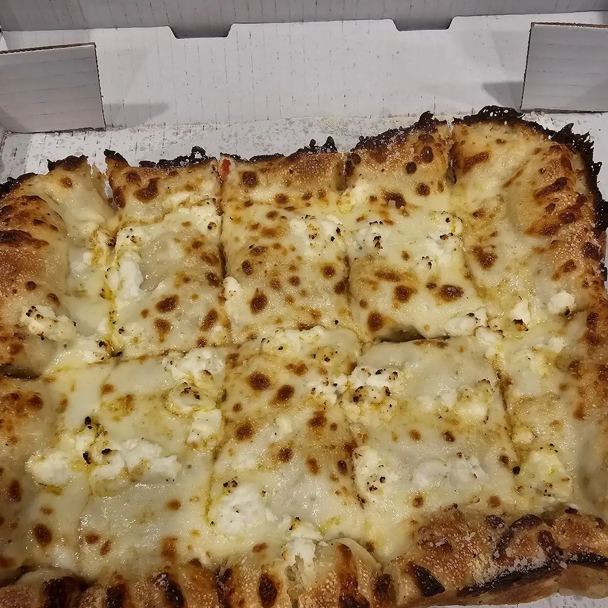 Large 3 -Cheese Cheesy Bread