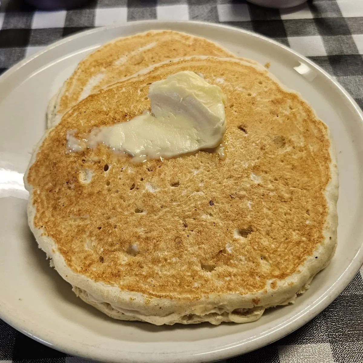 2 Buttermilk Pancakes