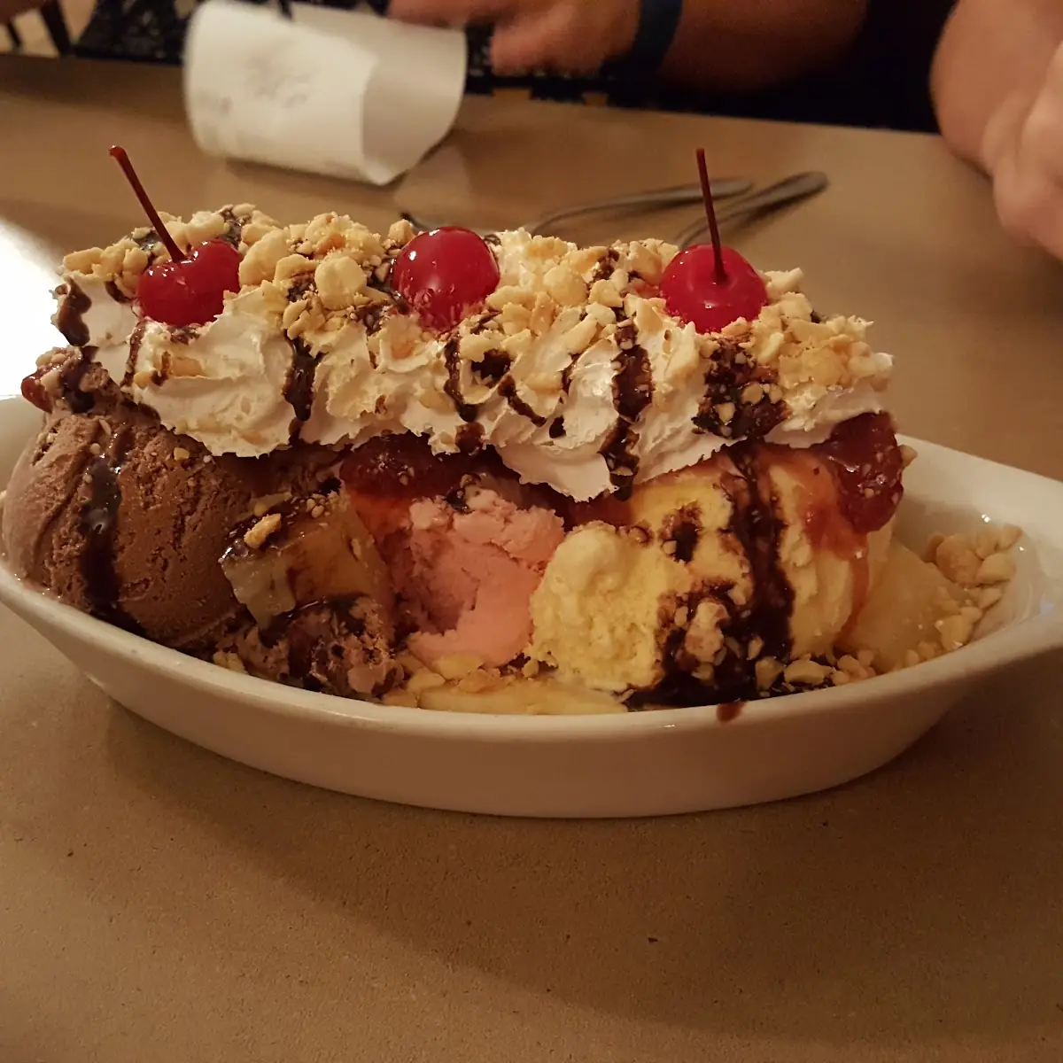 Jumbo Banana Split