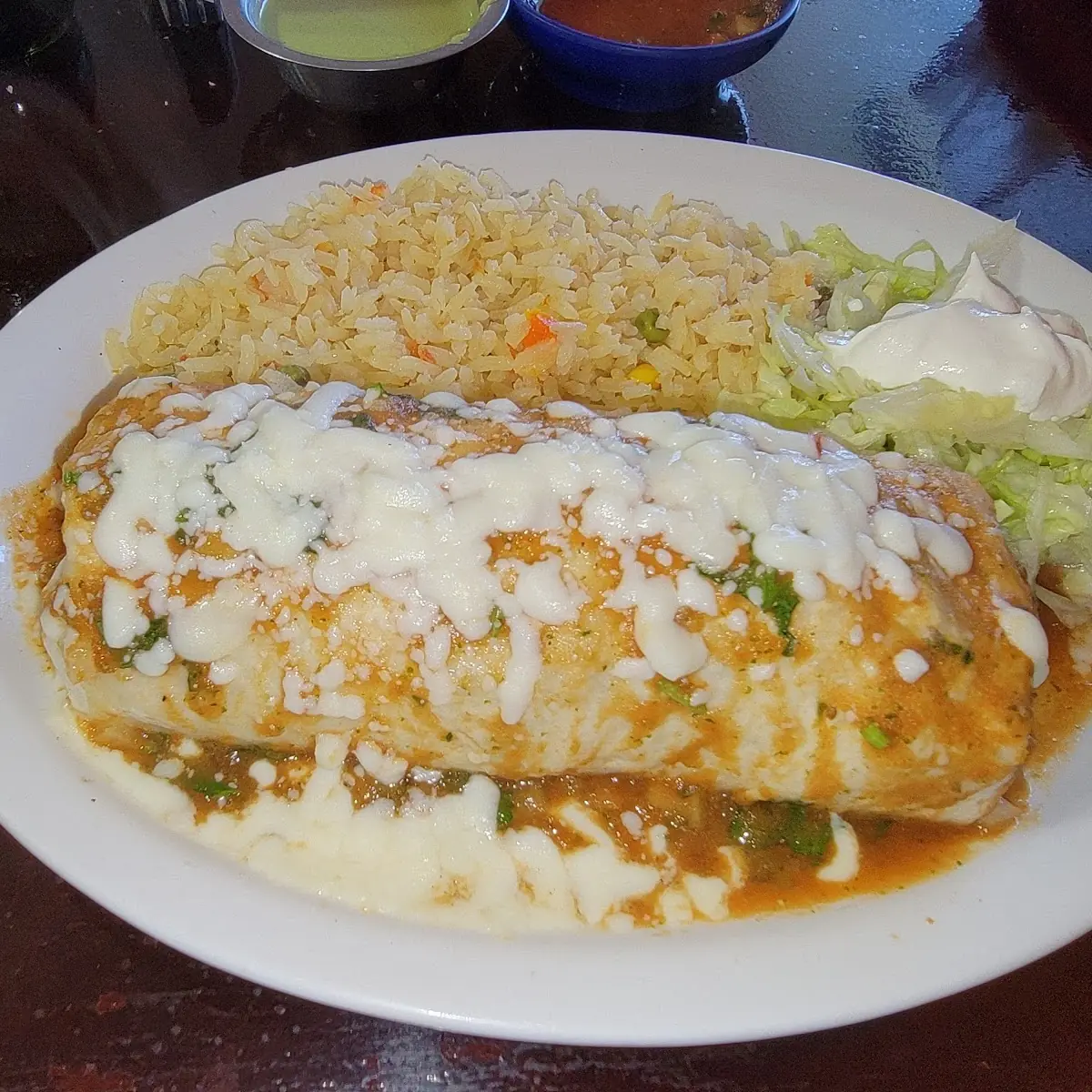 Burrito de Carne Deshebrada / Shredded Beef Burrito