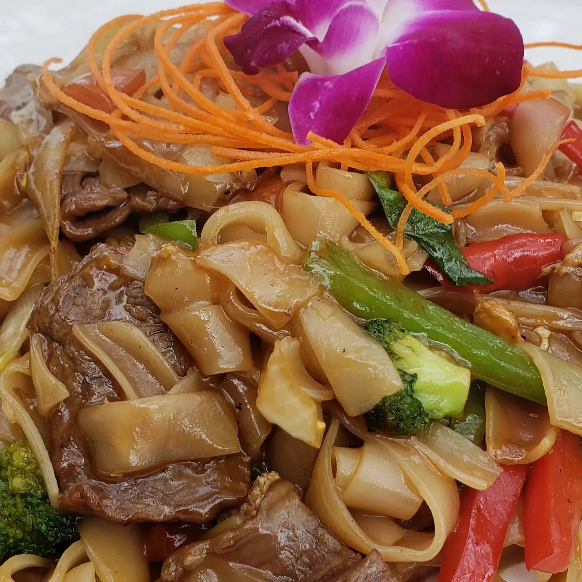 Drunken Noodles Pad Kee Mao