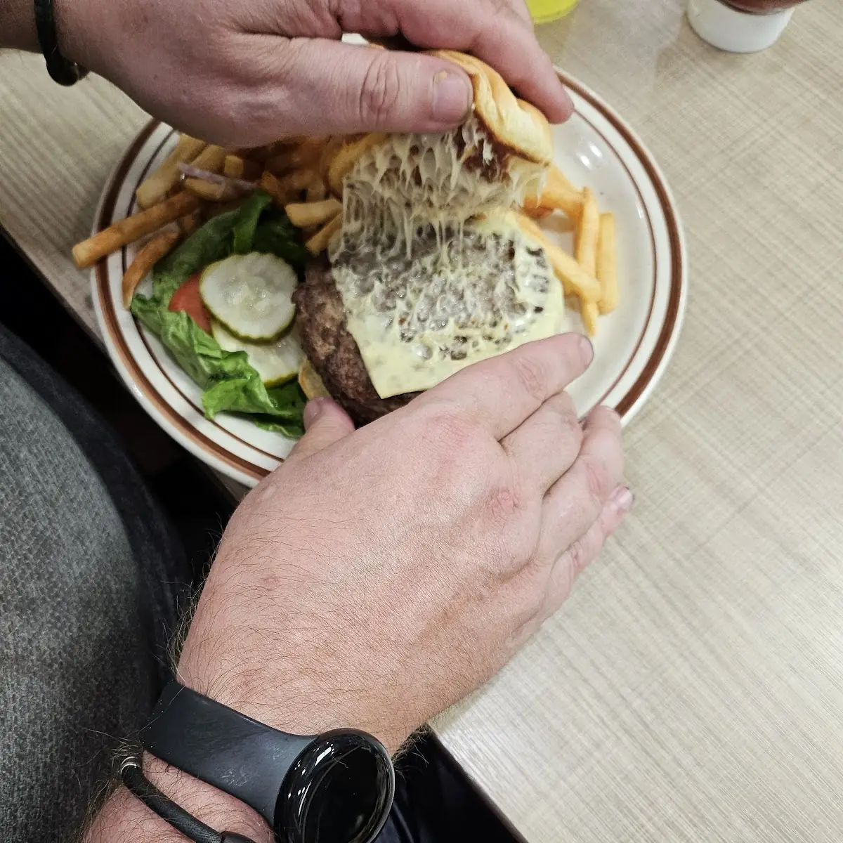 Cheeseburger with French Fries