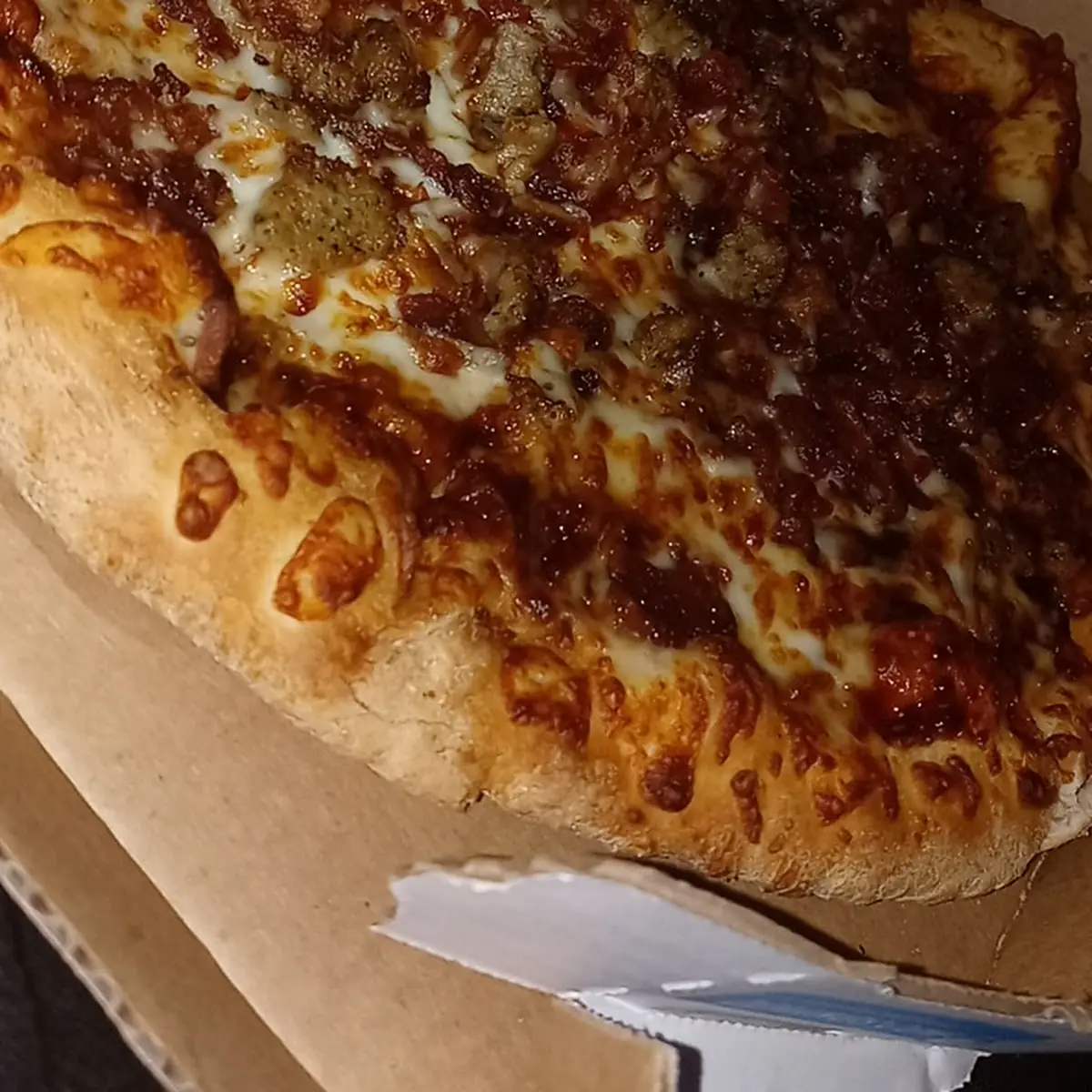 BBQ Italian Sausage & Bacon Pizza