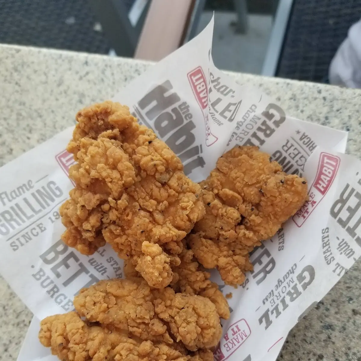 Fried Chicken Wings with Fries