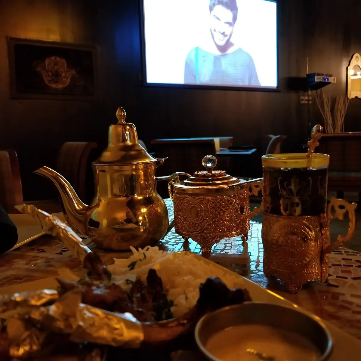 Lamb Chops with Mint Tea