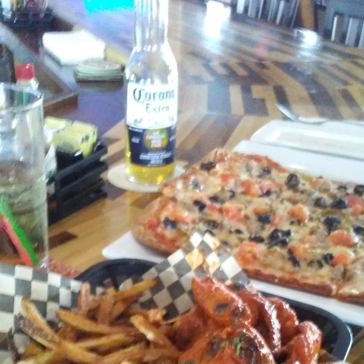 Chicken Wings and Flat Bread Pizza