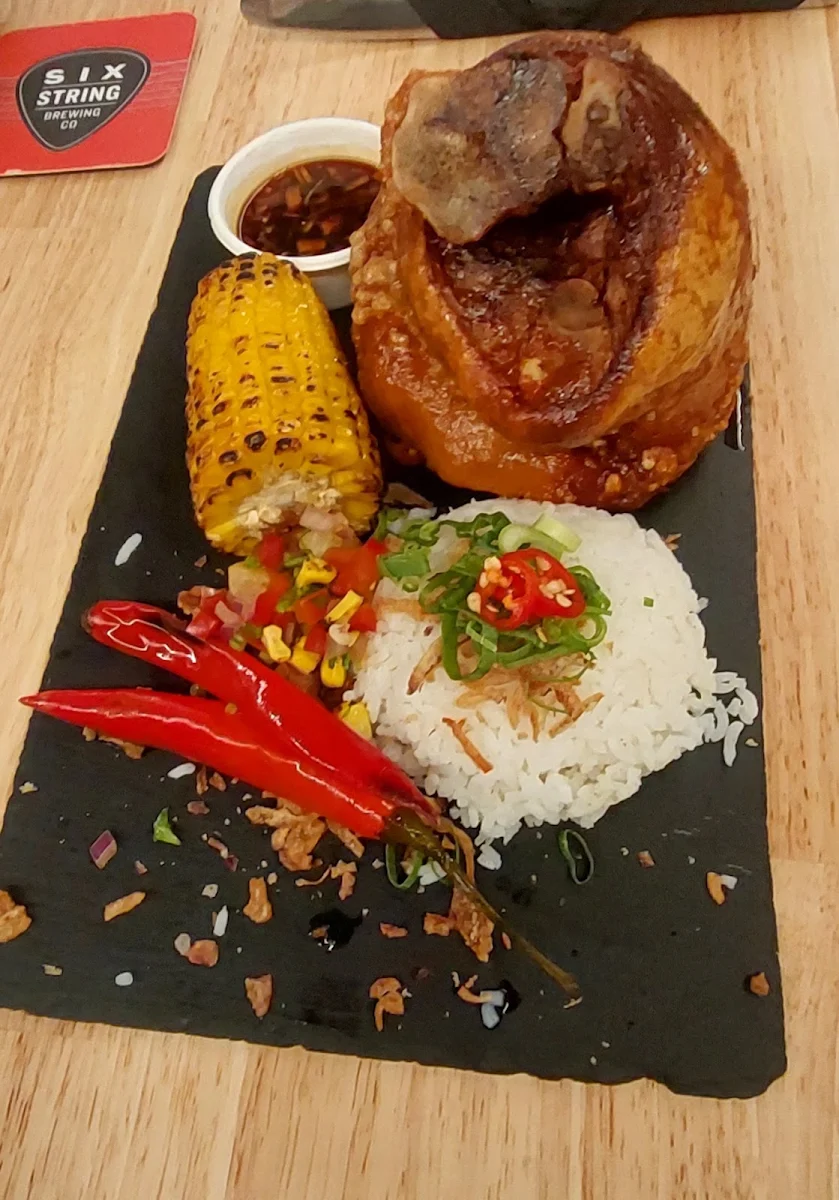 Crispy Pork Platter, Six String Brewing Company
