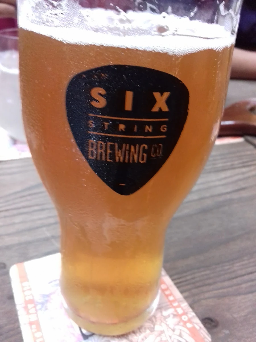 Golden Ale, Six String Brewing Company