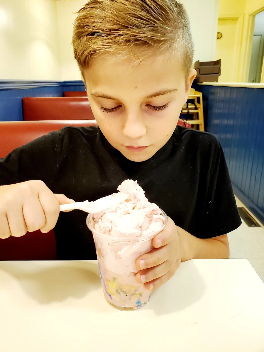 Kid Size Sundae