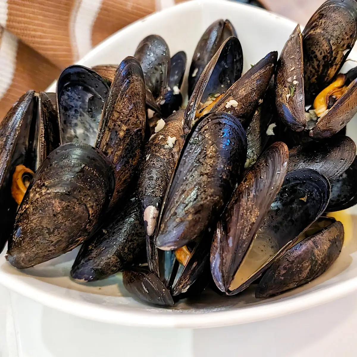 Mussels in White Wine