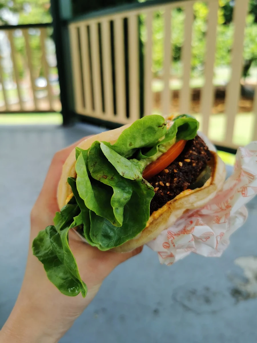 Veg Patty Super Bowl, Betty's Burgers