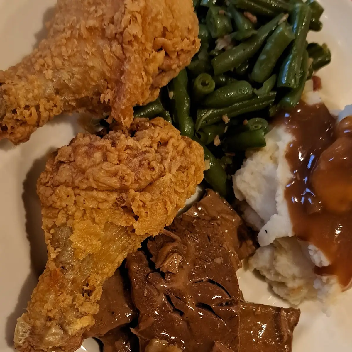 Chicken Mashed Potatoes Roast Beef and Green Beans