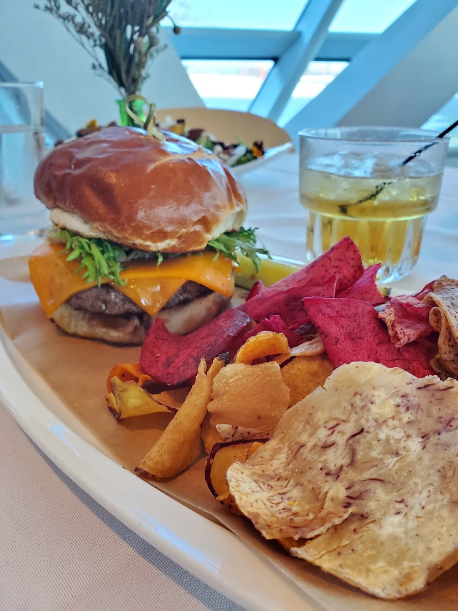 Smokey-Dokie Burger