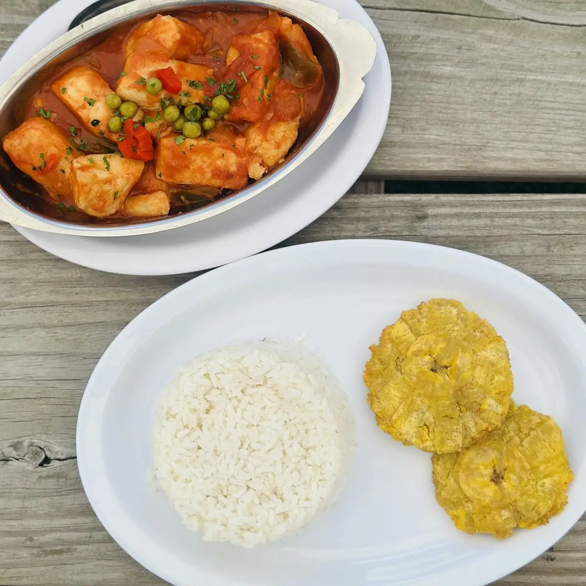 Stewed Chicken with Rice and Tostones
