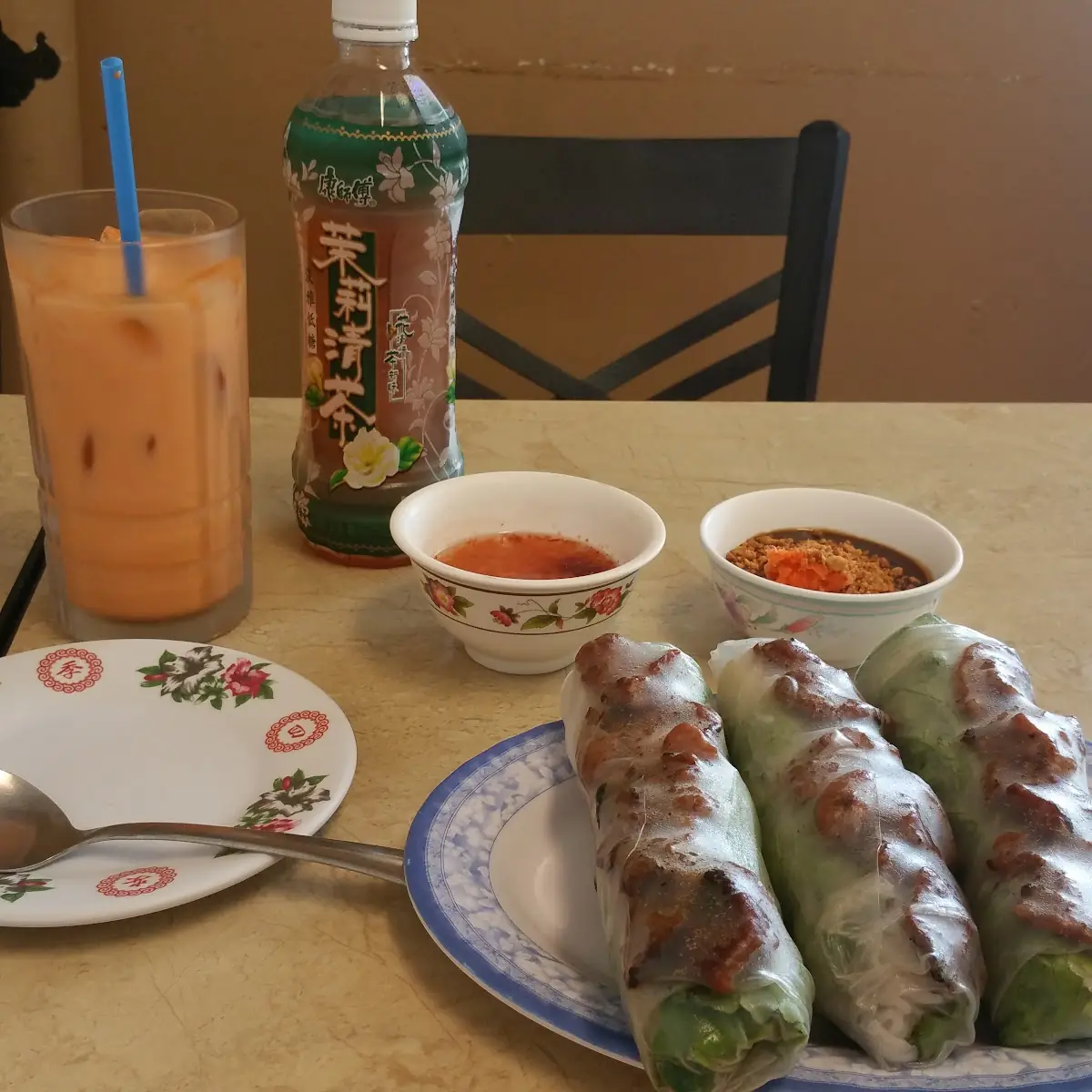 Spring Rolls with Thai Tea