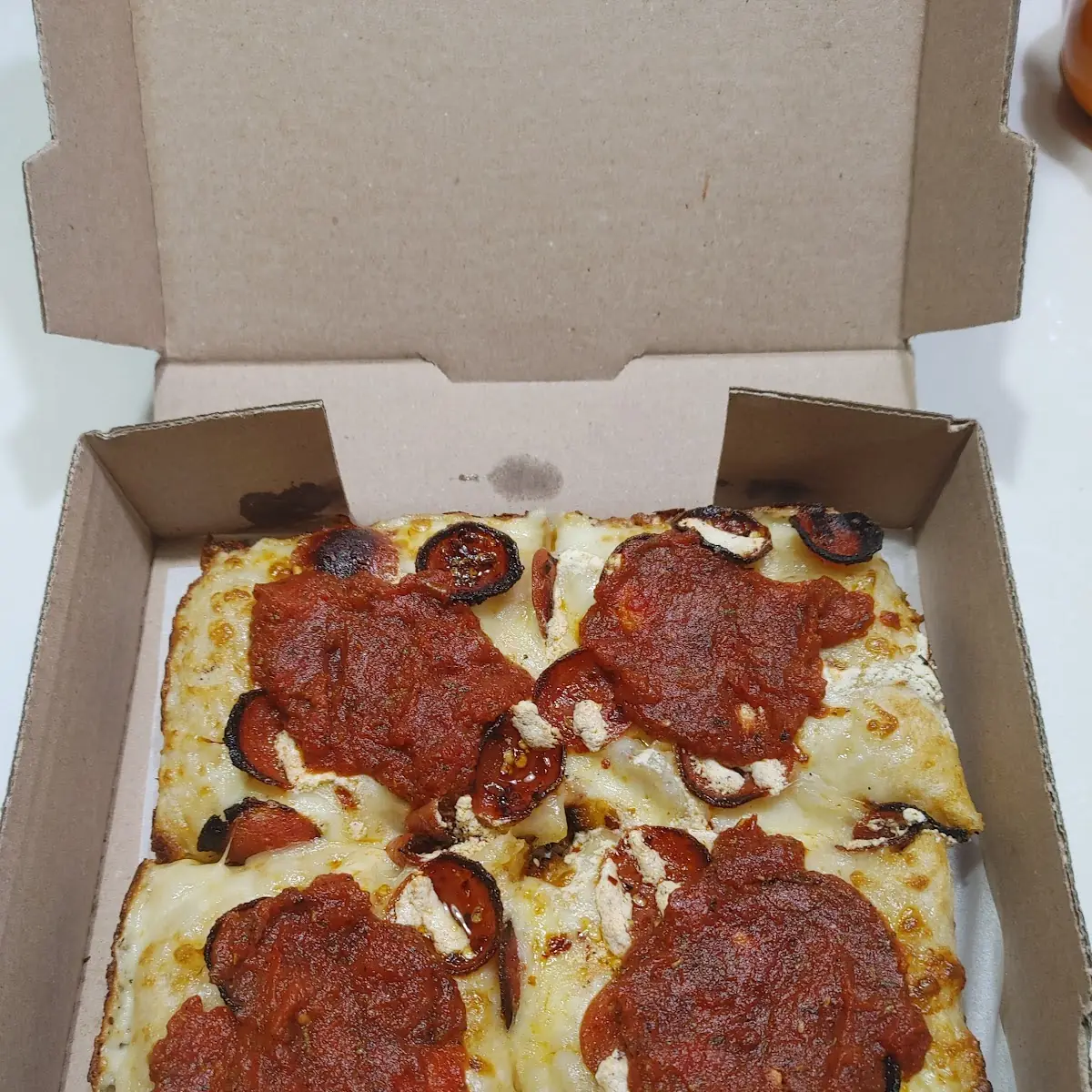 Rock City Pan Pizza