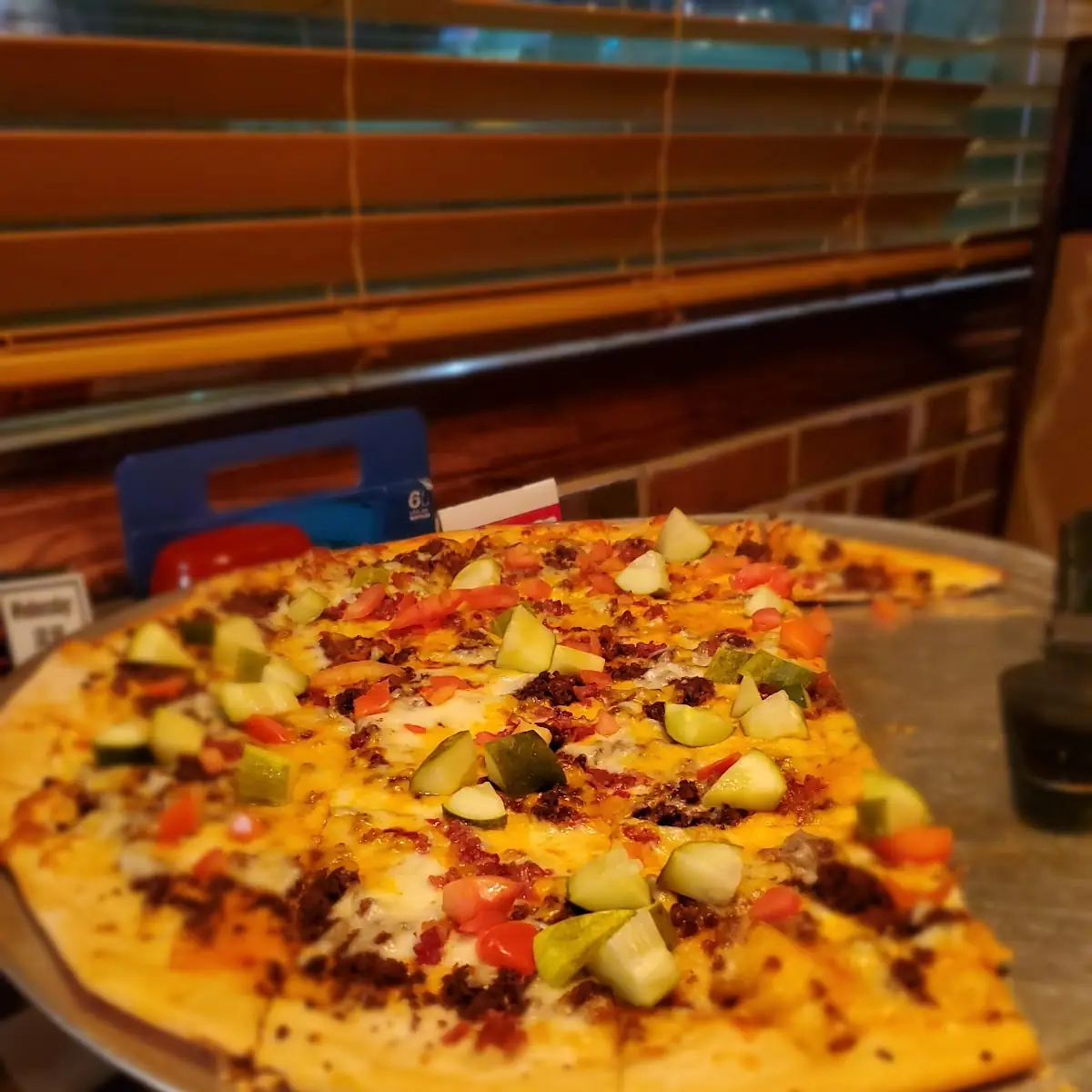 Bacon Cheeseburger Pizza