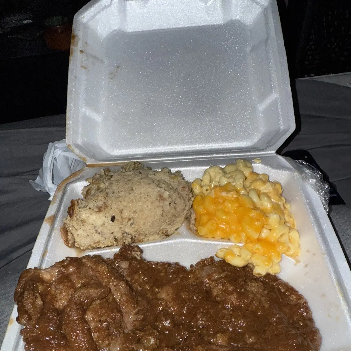 BBQ Plate with Mac & Sweet Potatoes