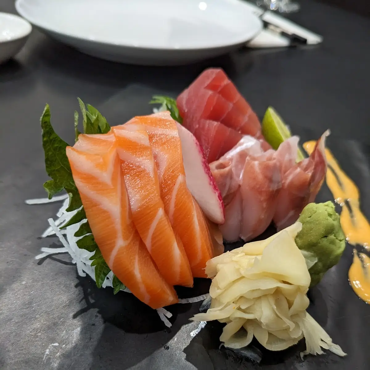 Crunchy Spicy Salmon Sashimi Roll