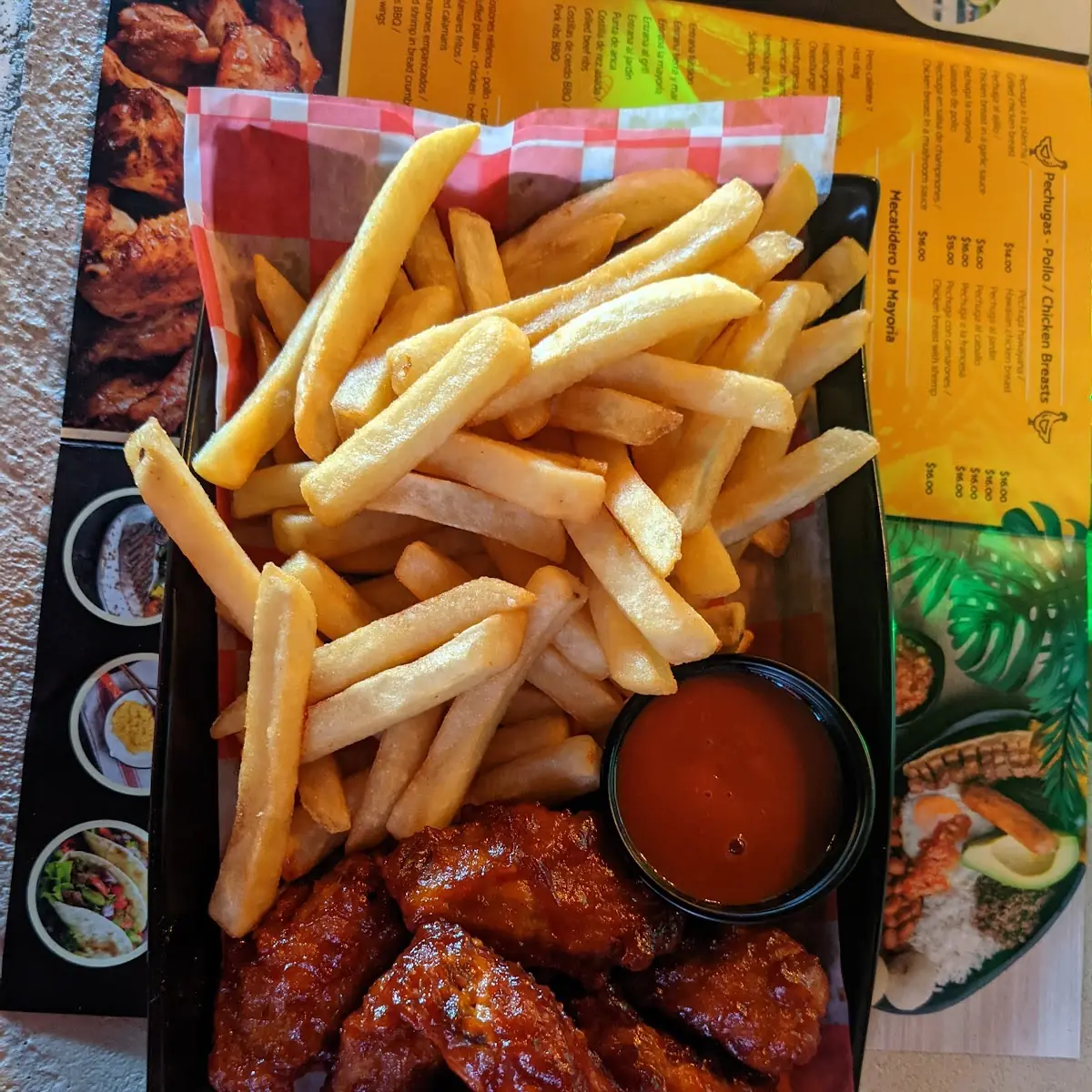 BBQ Wings and Fries